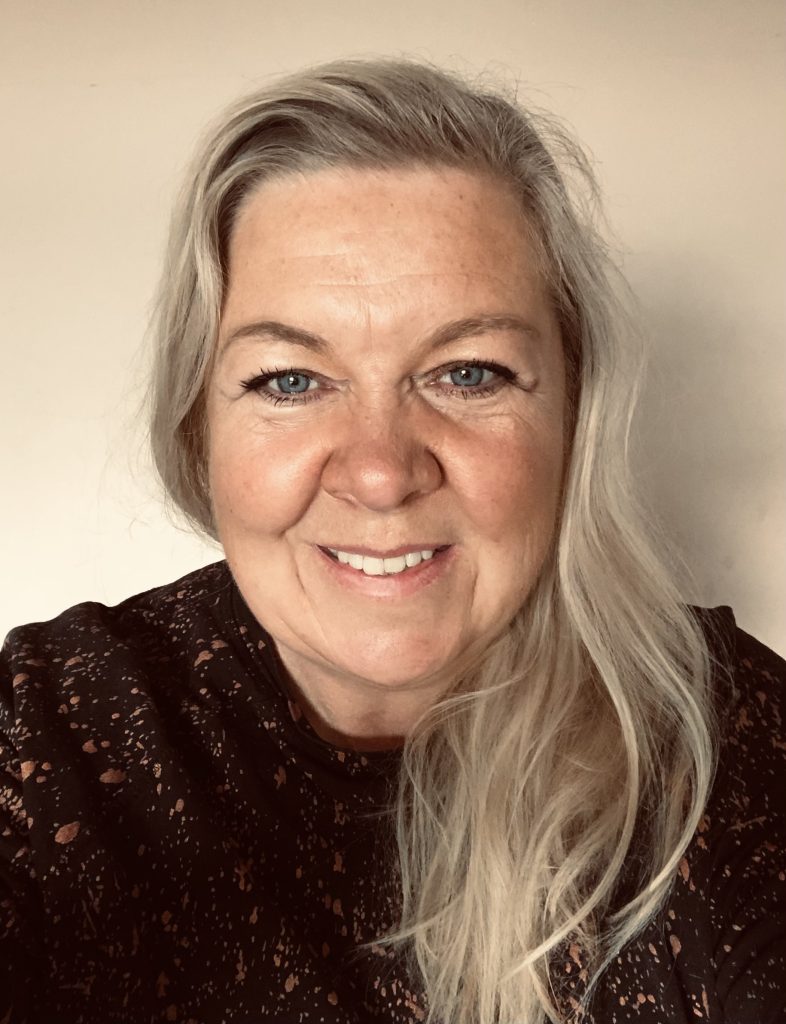 Cath Art Therapist