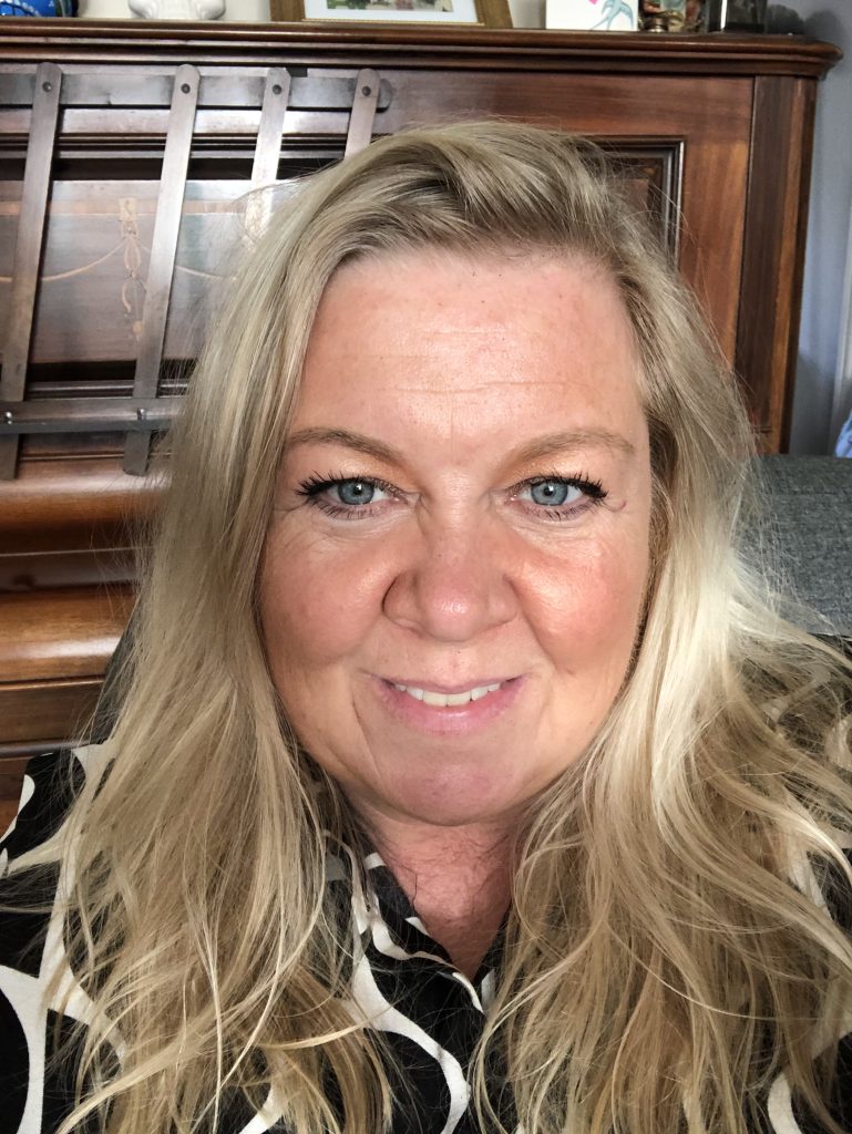 Cath - Art Therapist